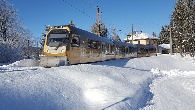 Mit der Himmelstreppe ins Wintervergnügen, © NÖVOG-Hackner