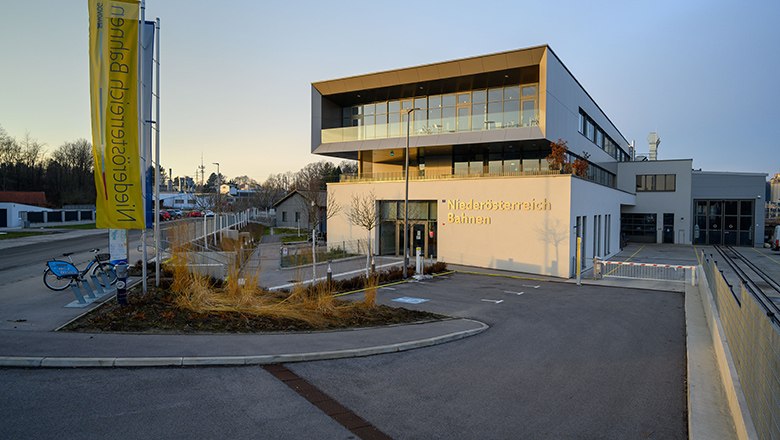 Betreibstätte Alpenbahnhof von vorne