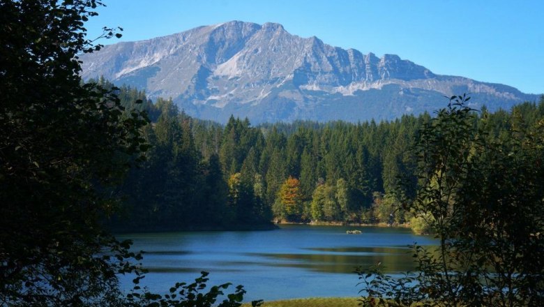 Erlauf reservoir with a view of the &Ouml;tscher, &copy; Fred Lindmoser